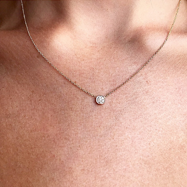 CIRCLE LINE, Tiny Circle Necklace, Gold/White