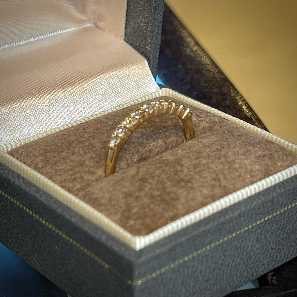 Aligned, 1/3 Line 2mm Ring, Gold/Champagne