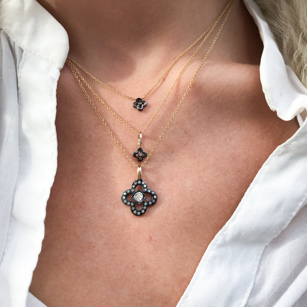 CLOVER CPH, Luckily Pendant, Mix/Gray