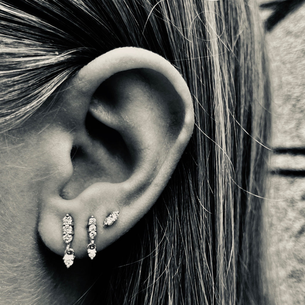 OLYMPIA, Helios Studs, White/White