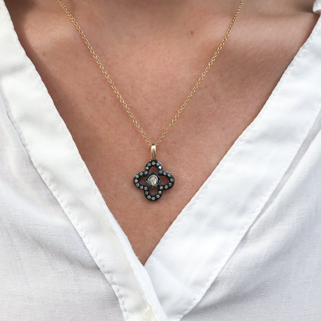 CLOVER CPH, Luckily Pendant, Mix/Gray