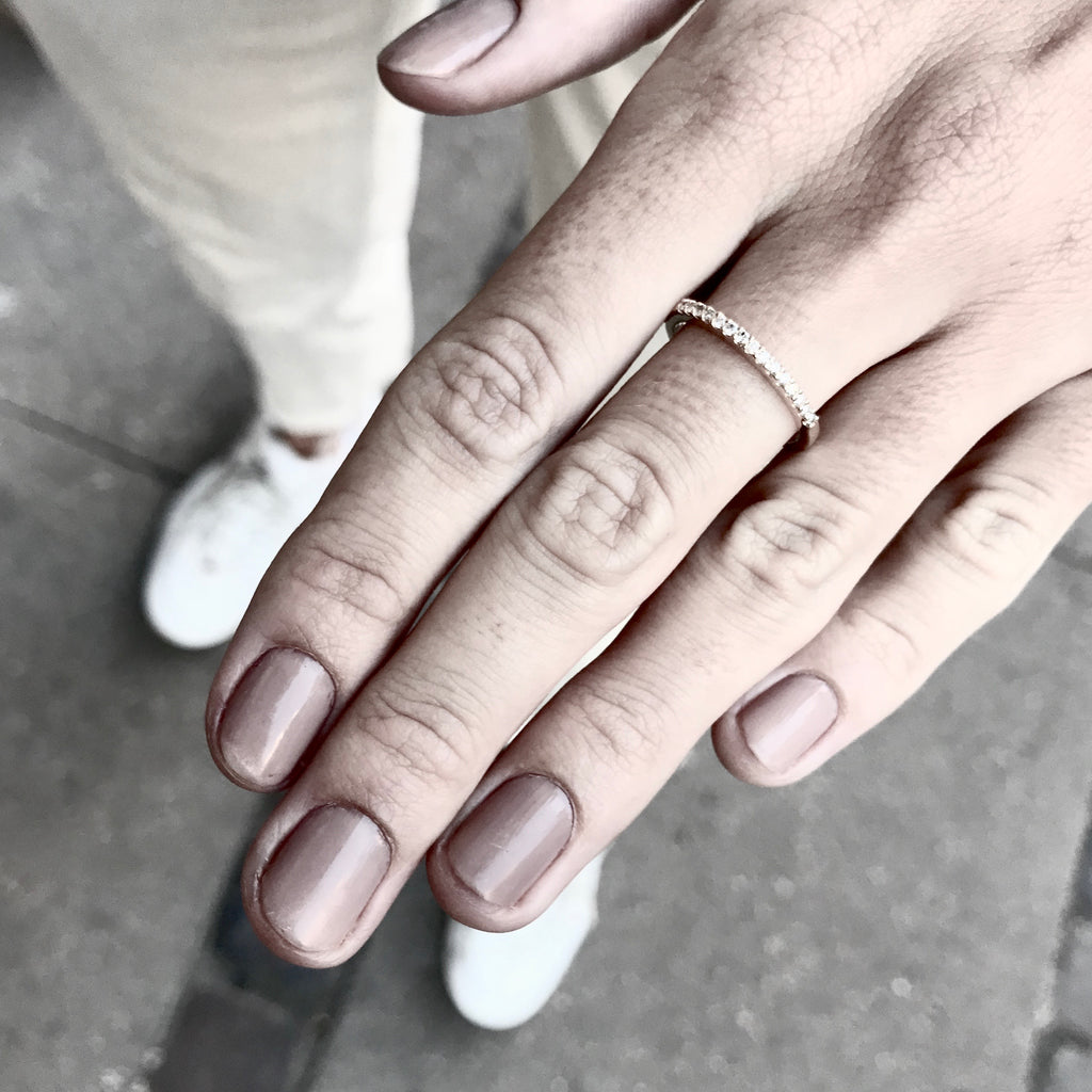 ALIGNED, 1/3-Line Ultra Light Ring, White/White