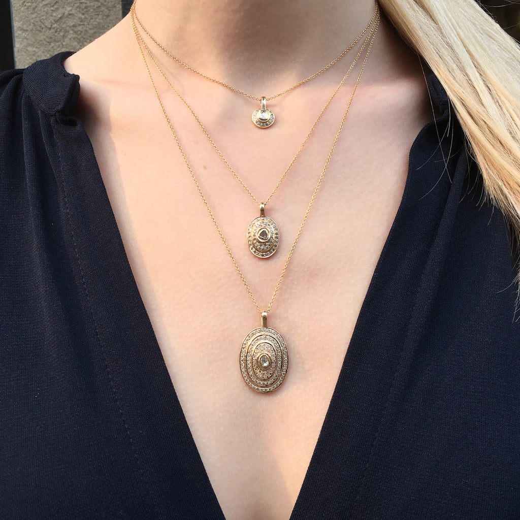 MODERN VINTAGE, Victorian Ellipse Pendant