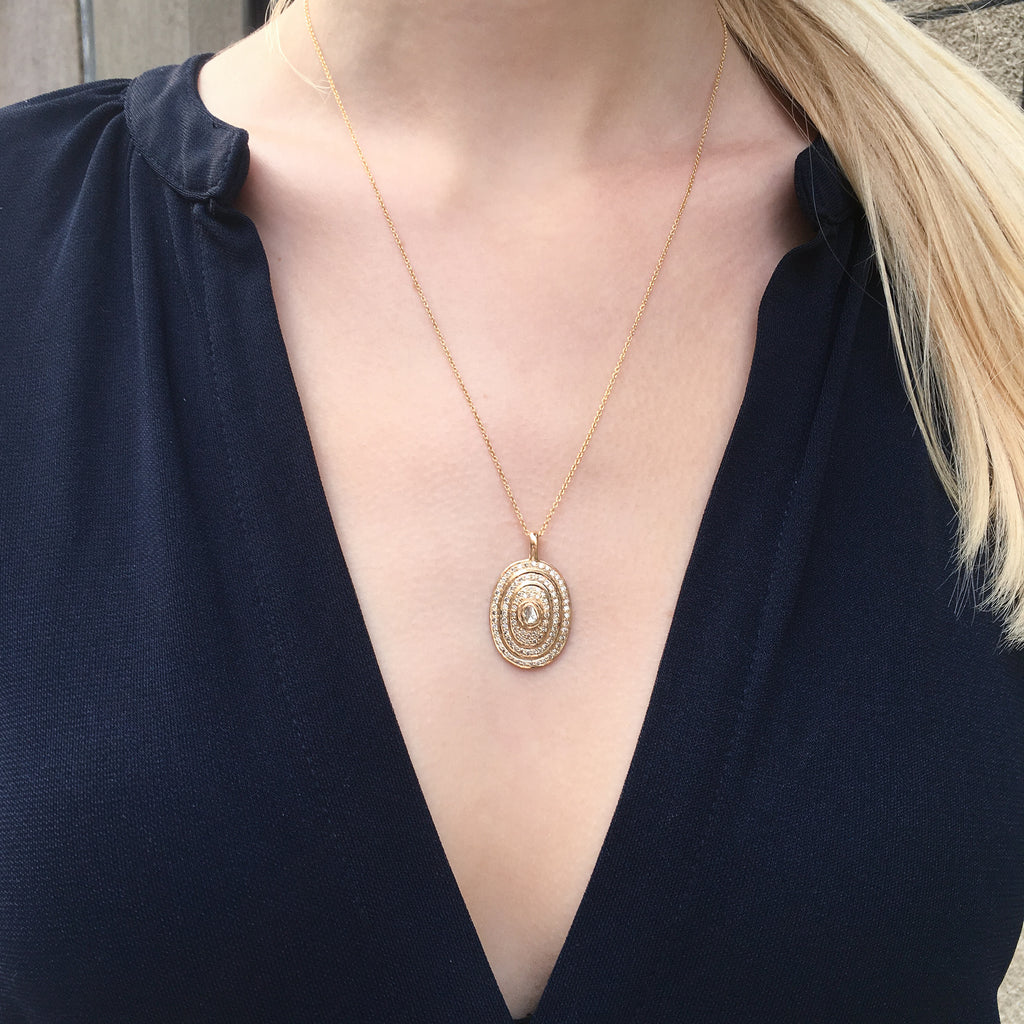 MODERN VINTAGE, Victorian Luxury Pendant