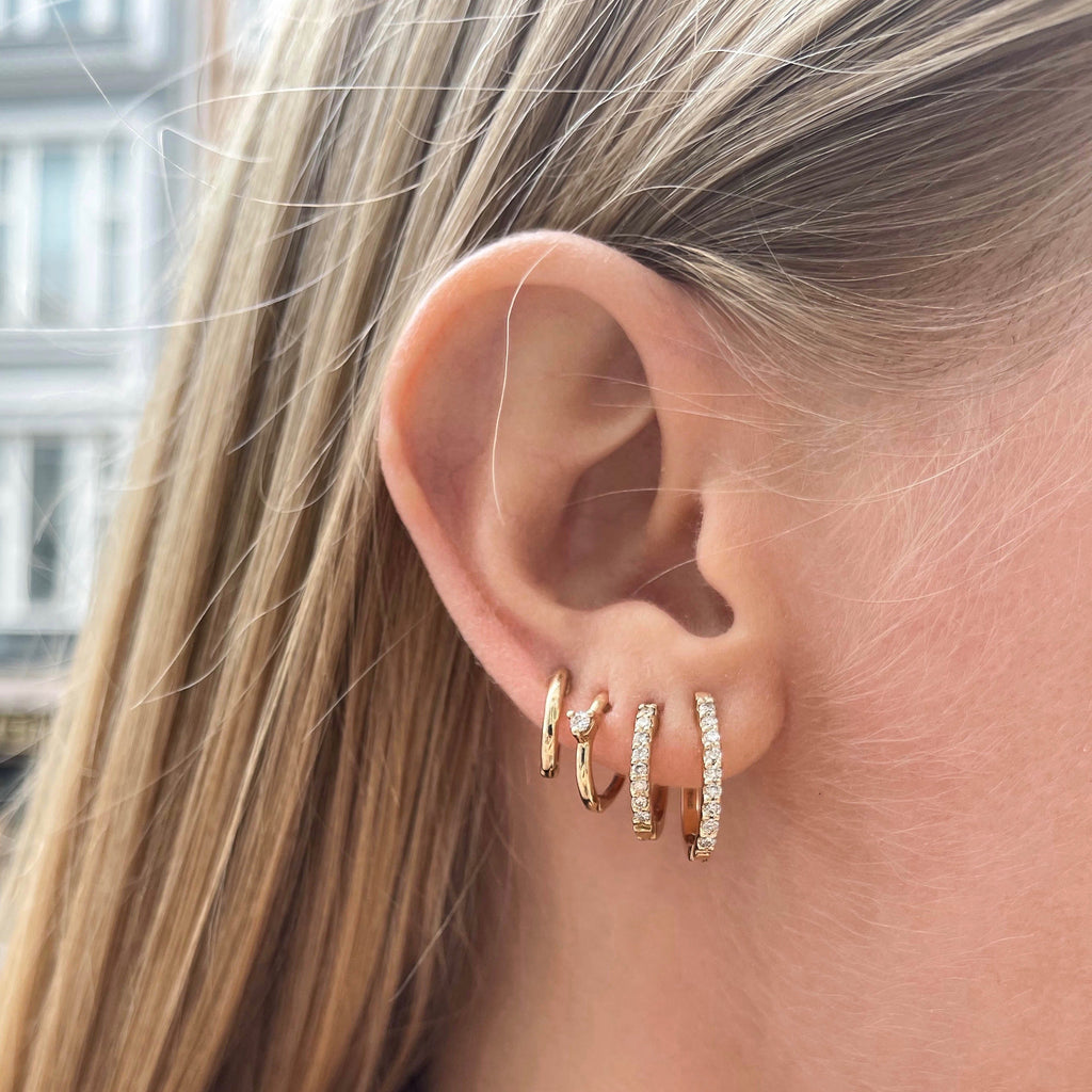 ALIGNED, EVEN Oval huggies 15mm 0,30ct, Gold/White