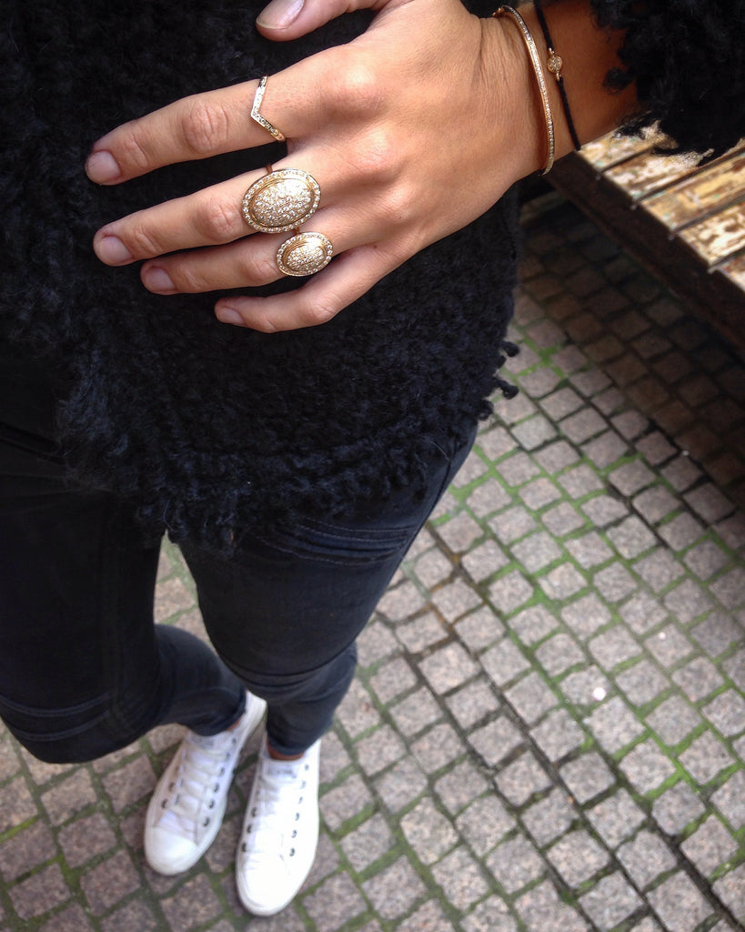 DIAMONDS, Large Oval Lined Ring