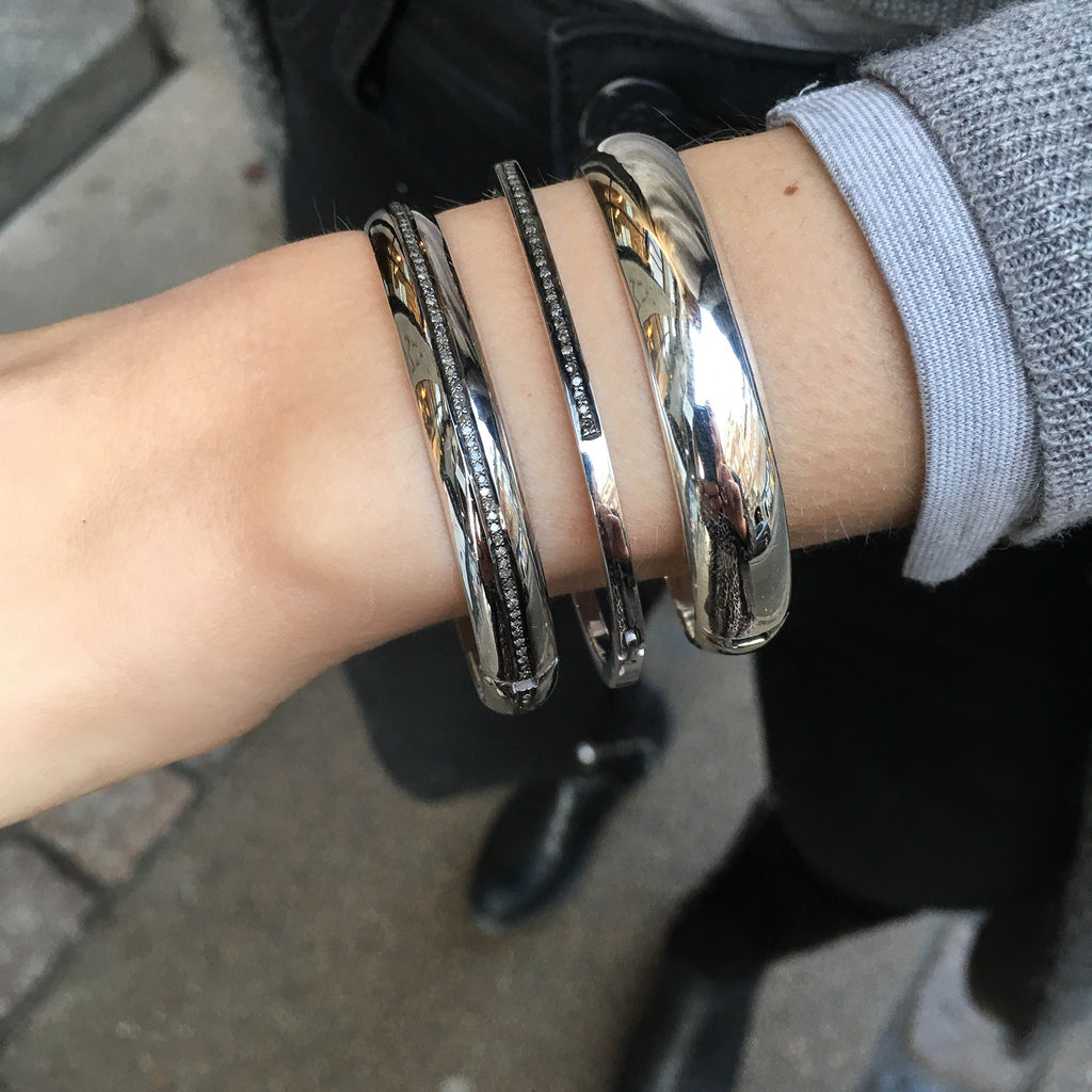 DIAMONDS, The wide 1-Line Bangle, Silver
