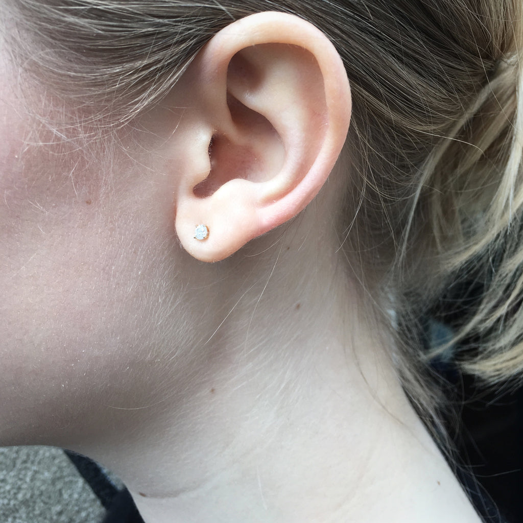 OLYMPIA, Artemis Stud 0,22ct, Gold/White