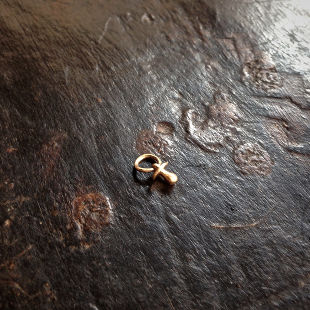 RAINBOW, Tootles Pendant