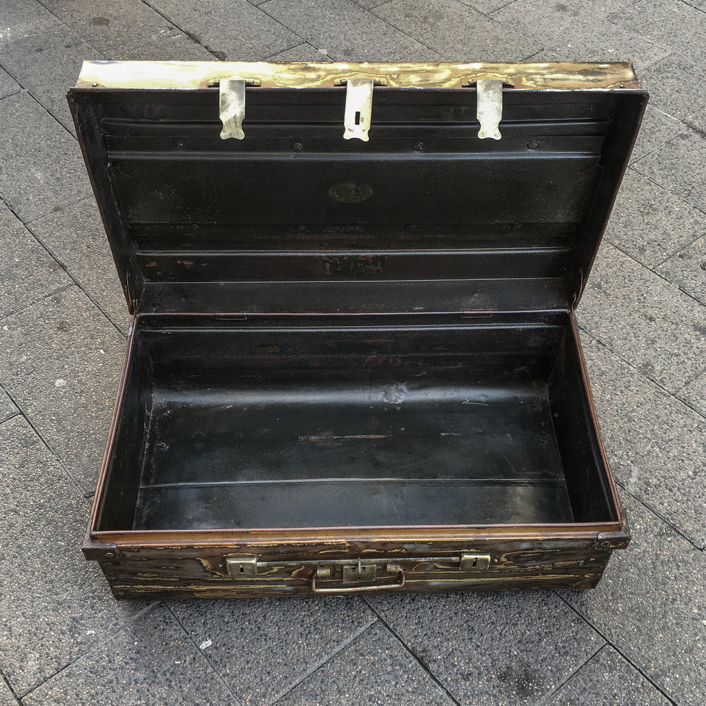 Trunk Number Six
