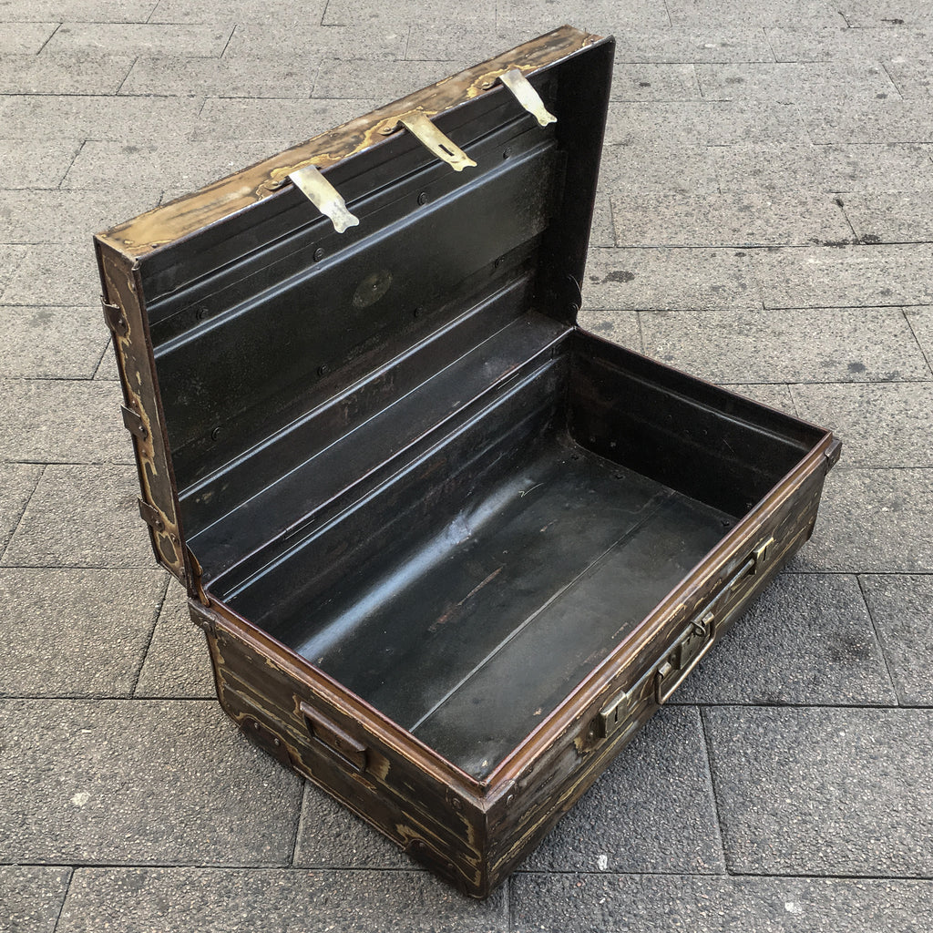 Trunk Number Six