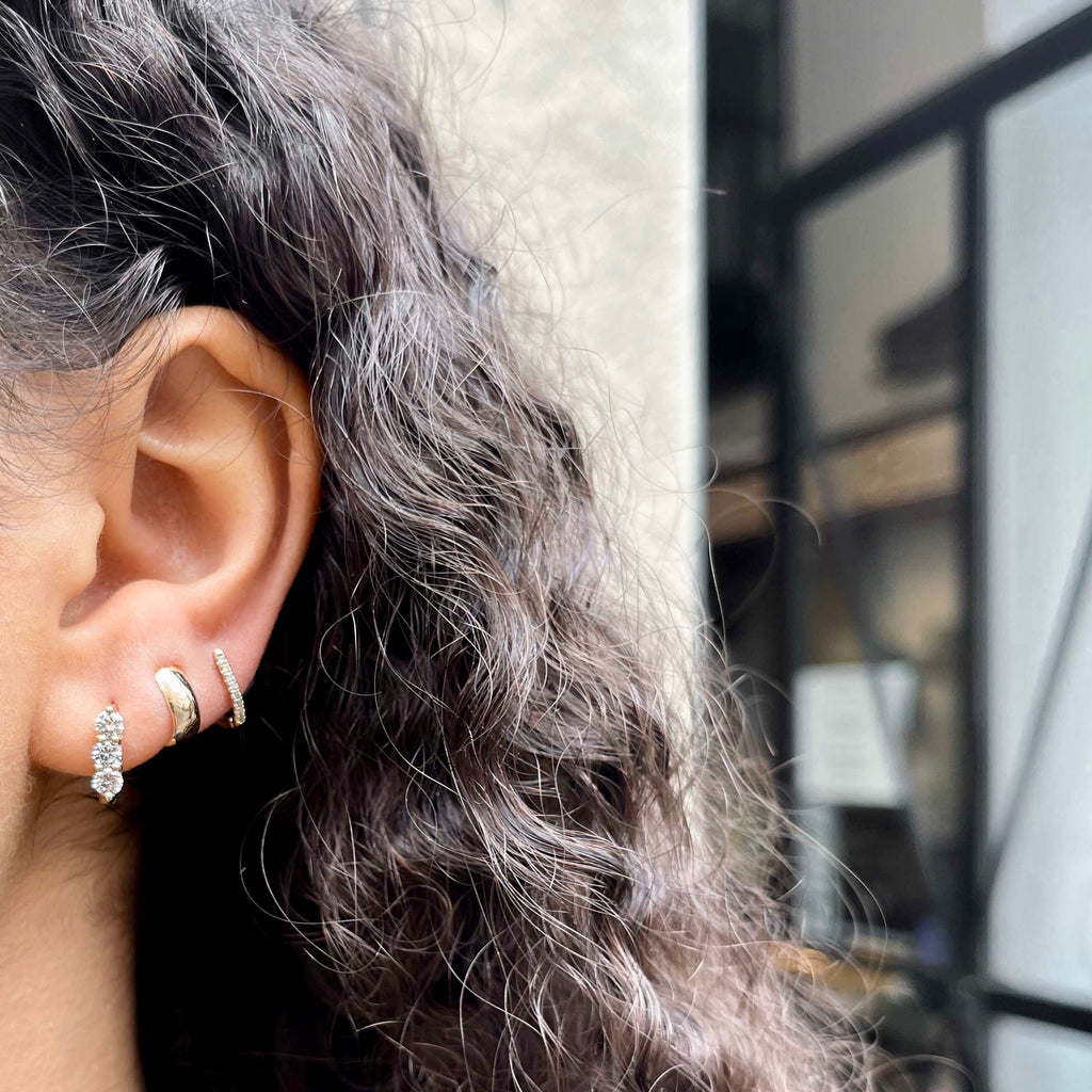 BASIC, Wide, flat hoops, Gold