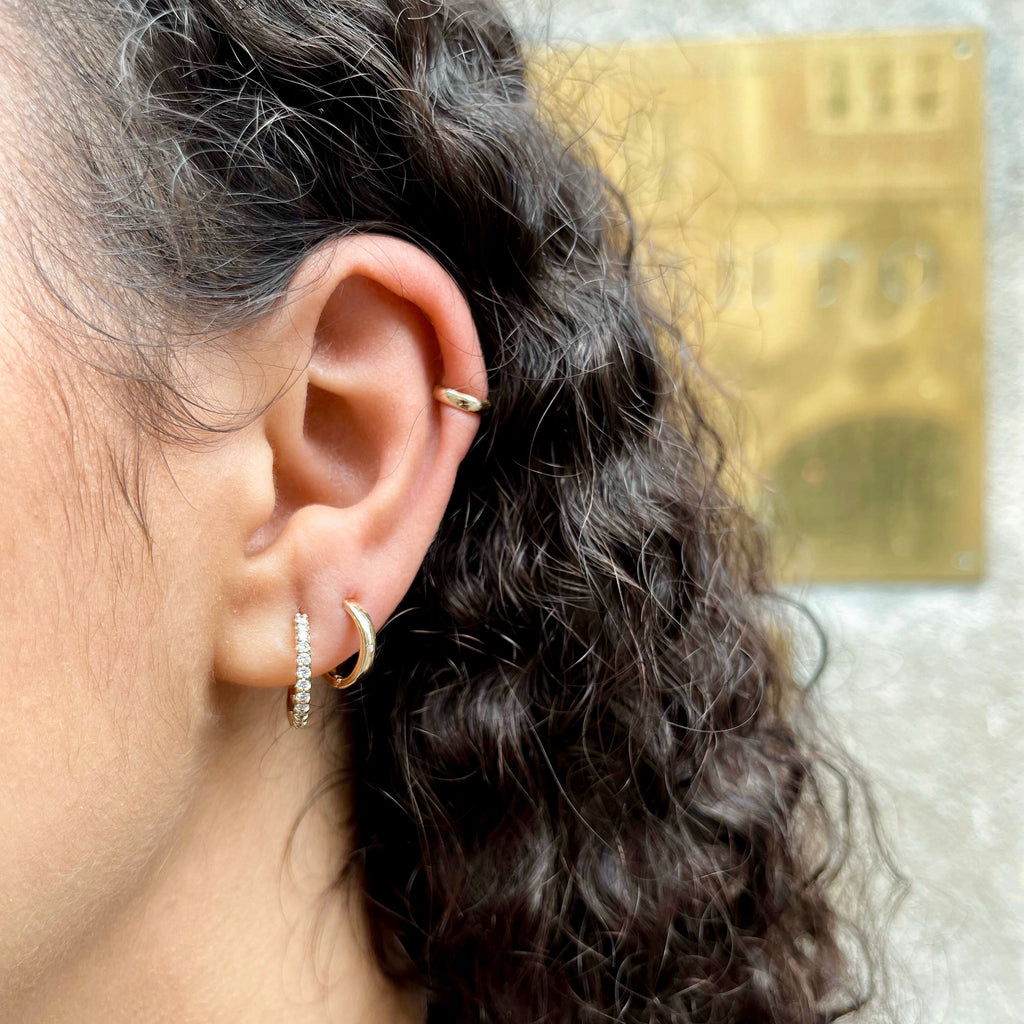 BASIC, Round 8mm huggies, Gold