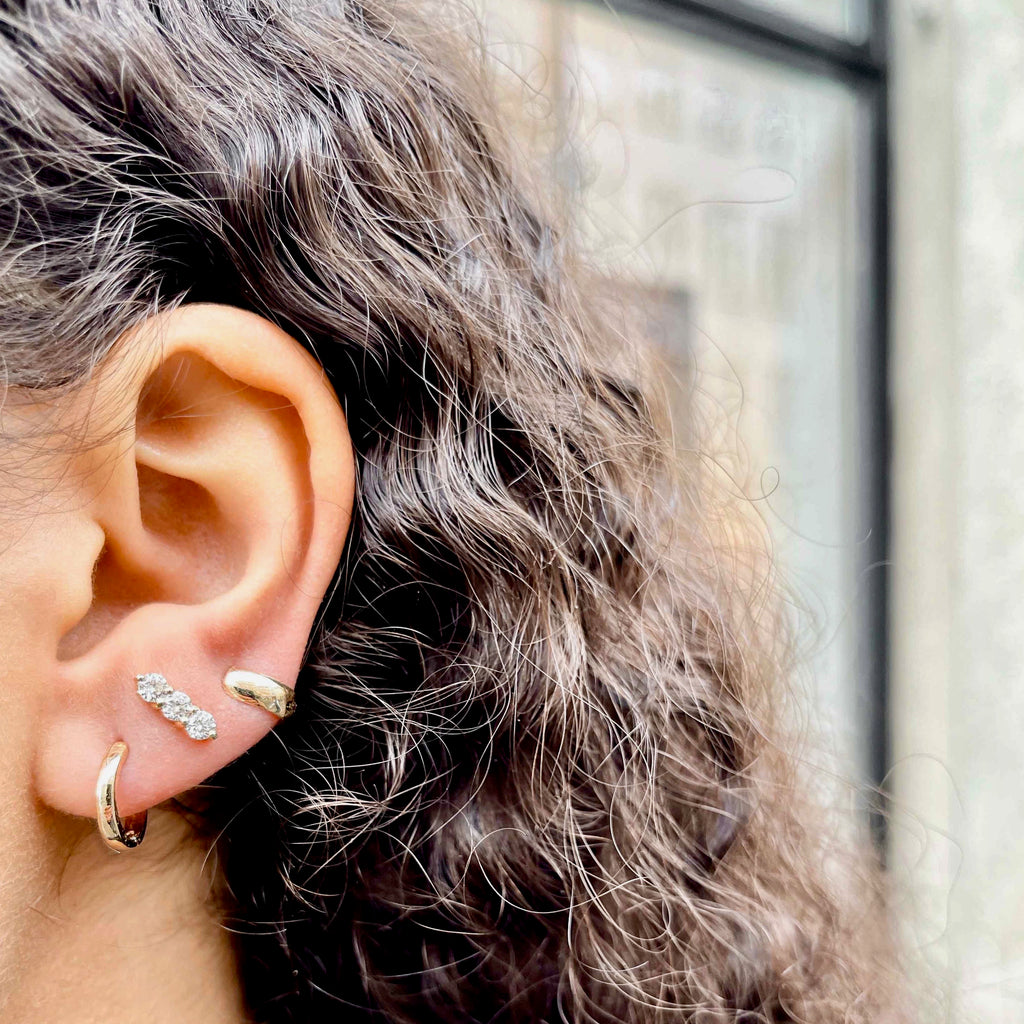 BASIC, Wide, flat hoops, Gold