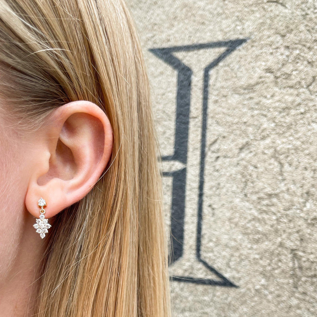 OLYMPIA, Dianysos Lux Earring 3mm Top, Gold/White