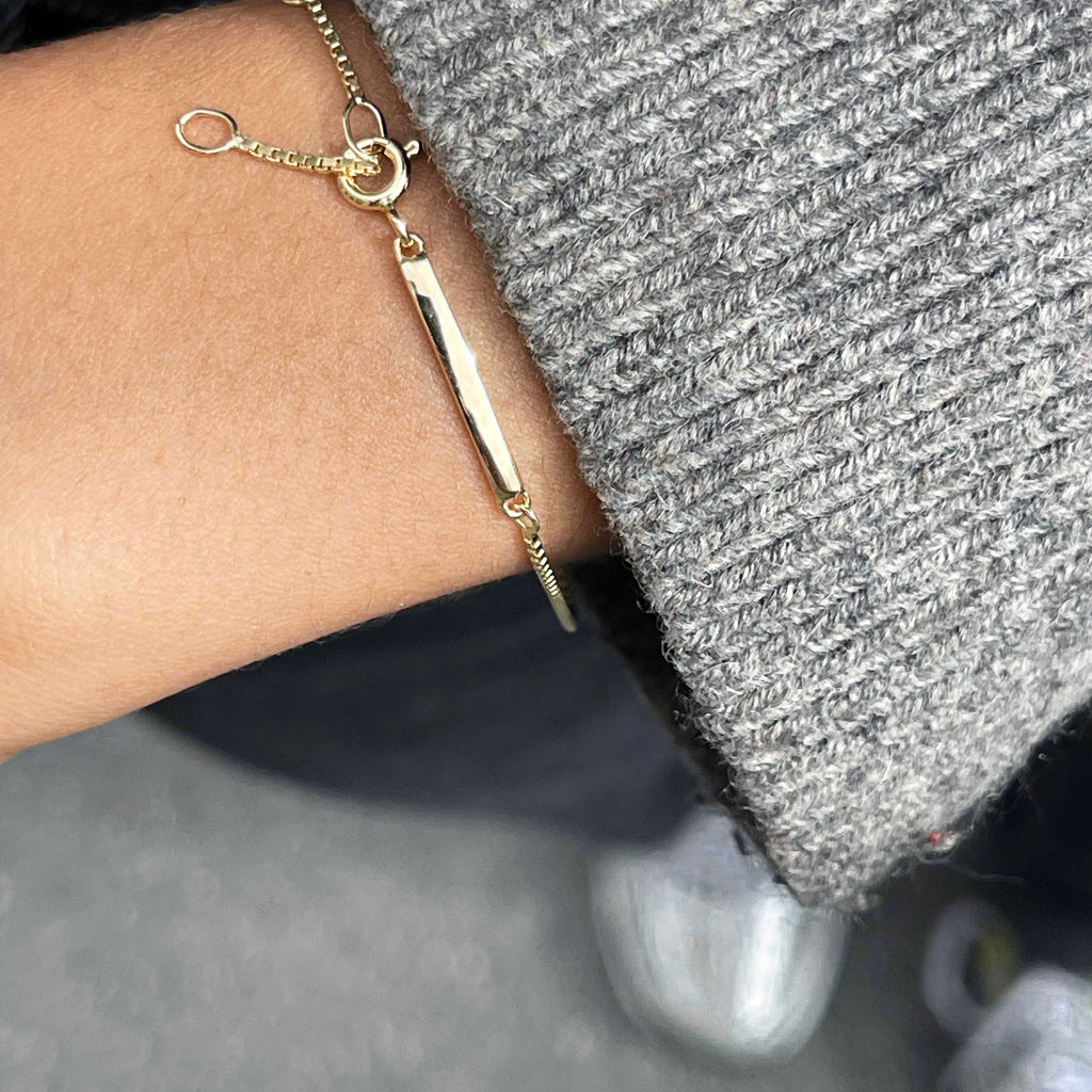 BASIC, Box Sign-Bracelet , 18k Gold