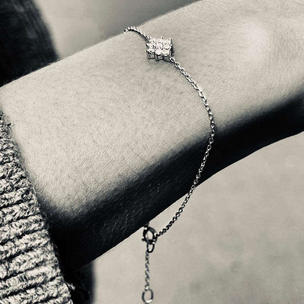 OLYMPIA, Dianysos Bracelet, Gold/White