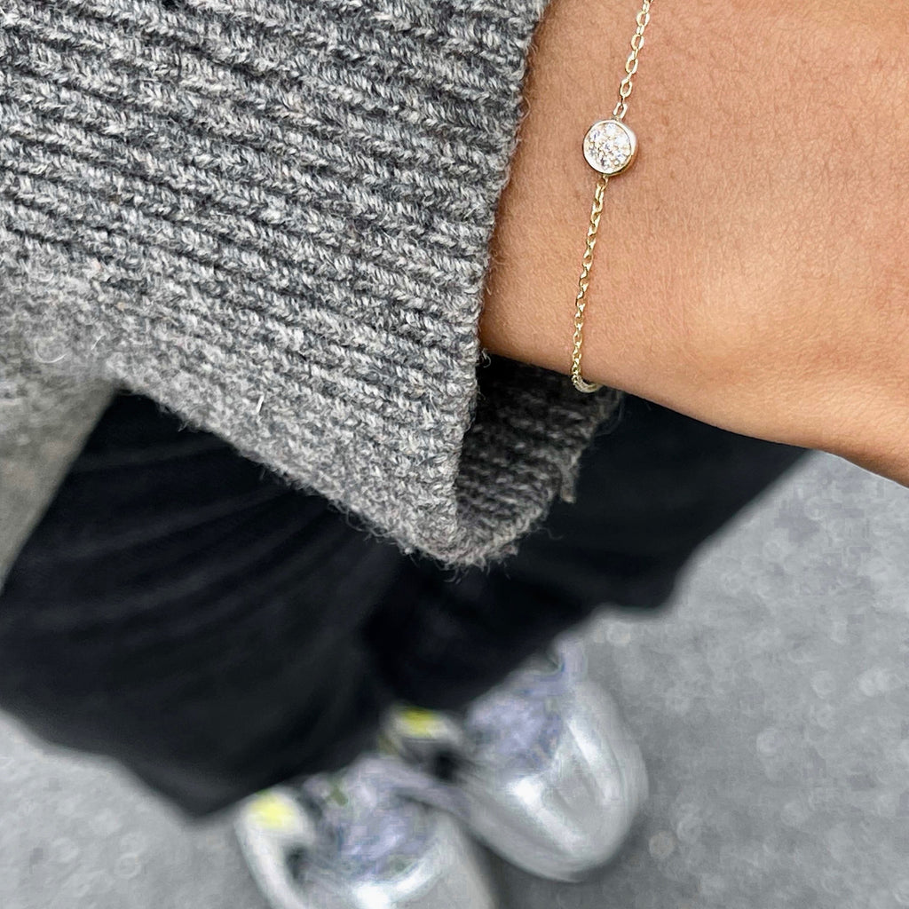 CIRCLE LINE, Tiny Circle/Large Bracelet, White/Gold