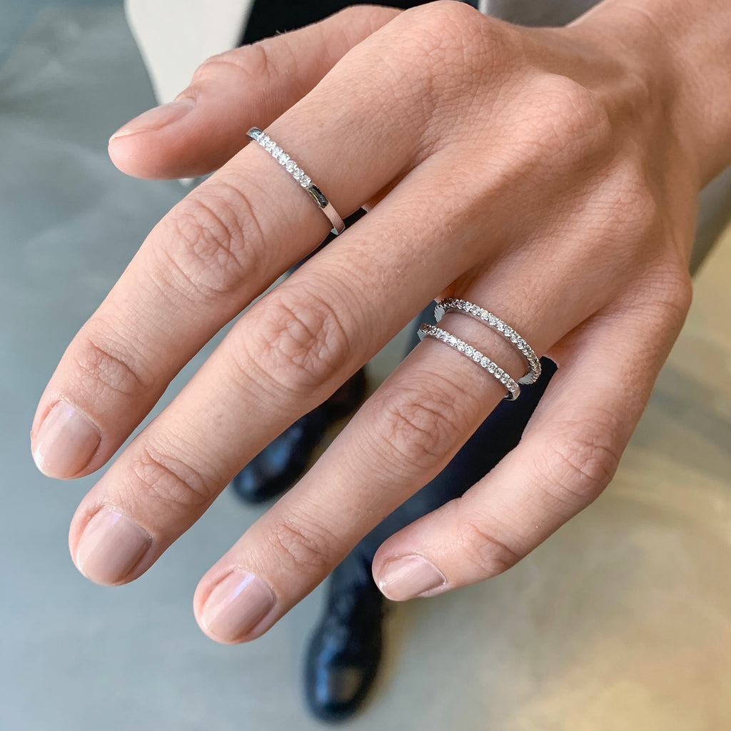 ALIGNED, 1/3-Line Ultra Light Ring, White/White