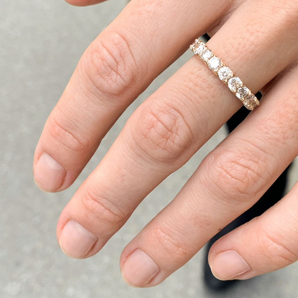 Aligned, 1/1 line 3mm Ring, Gold/White