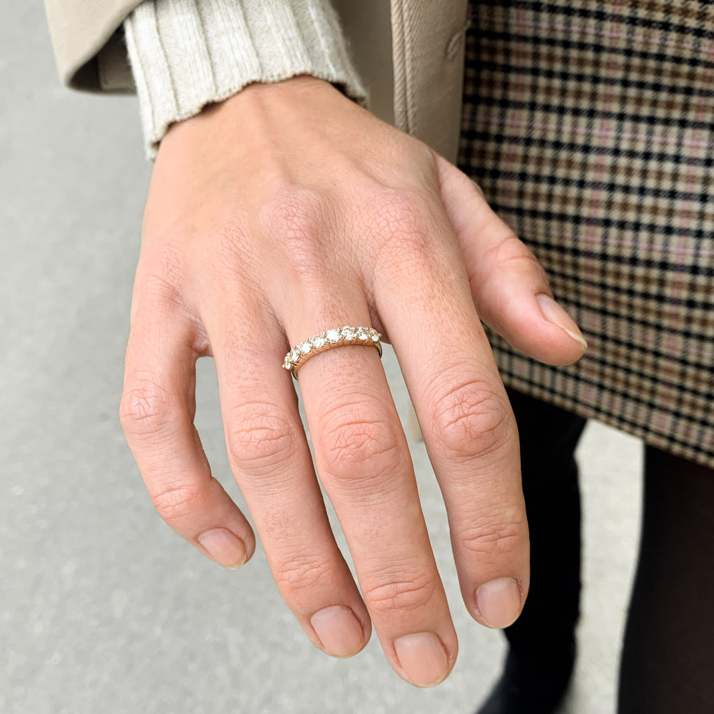 Aligned, 1/3 line 3mm Ring, Gold/White