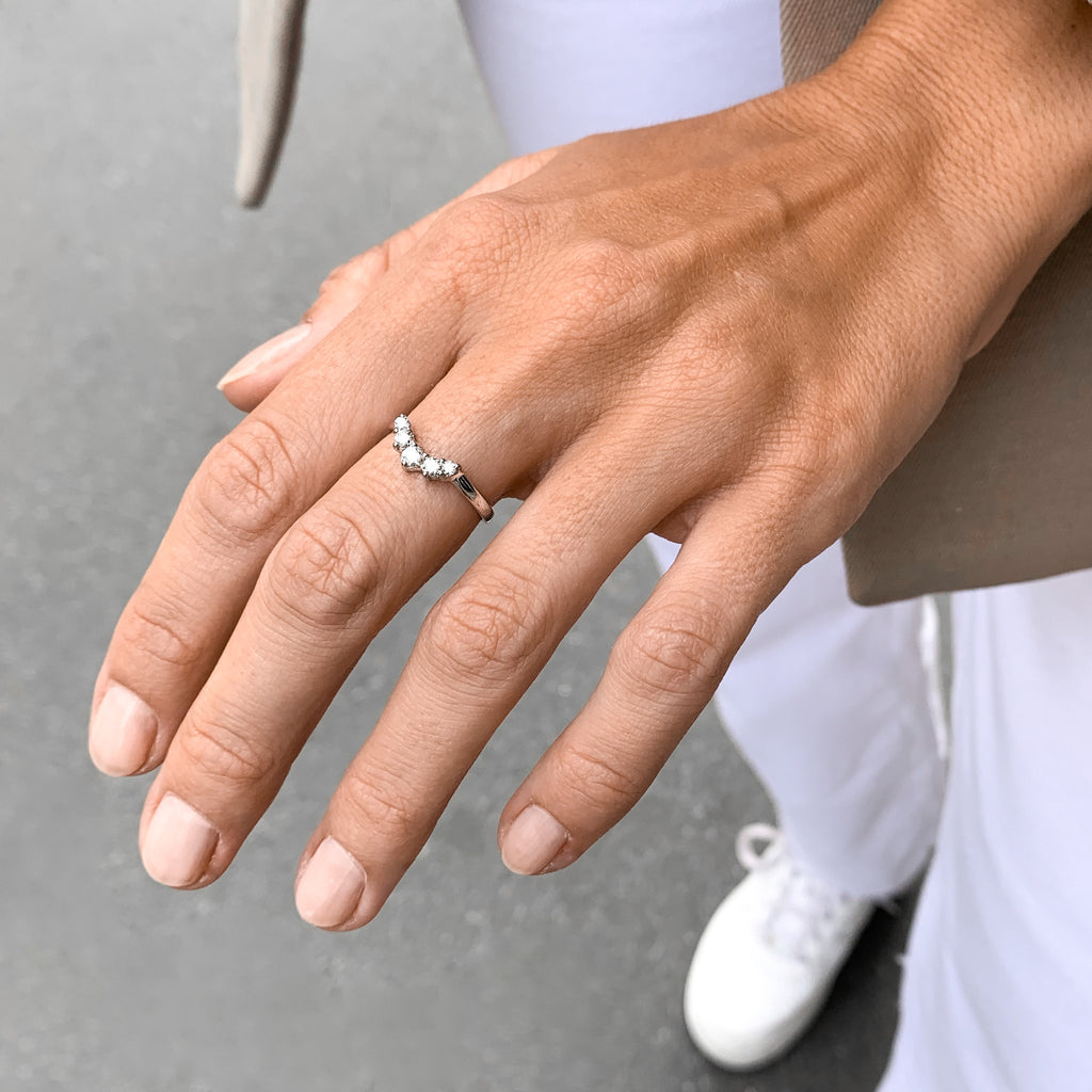 OLYMPIA, Poseidon Arc Ring 0,32ct, White/White