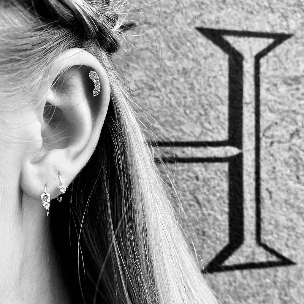 OLYMPIA, Hestia Cuffs, White