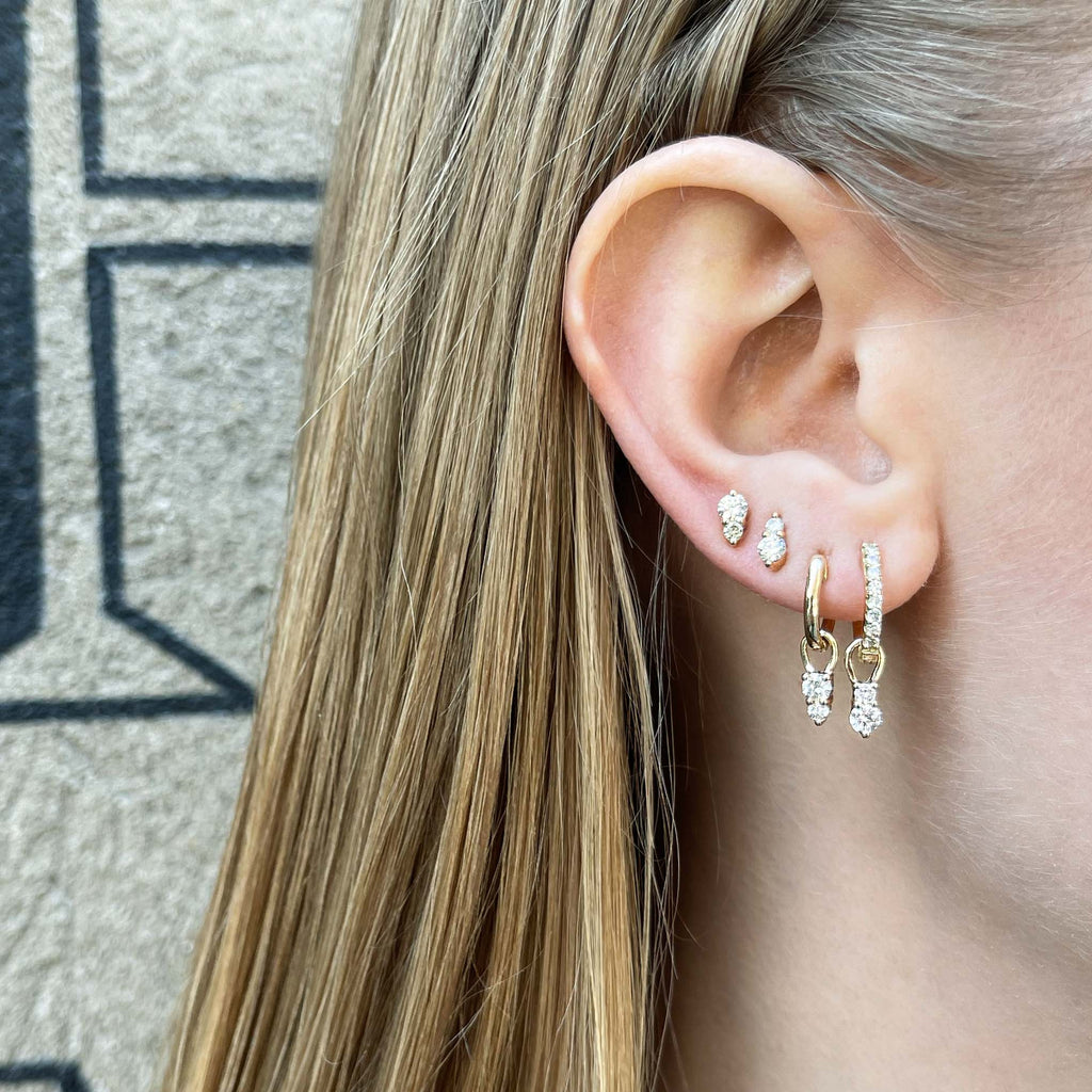 ALIGNED, Oval plain huggies, Gold