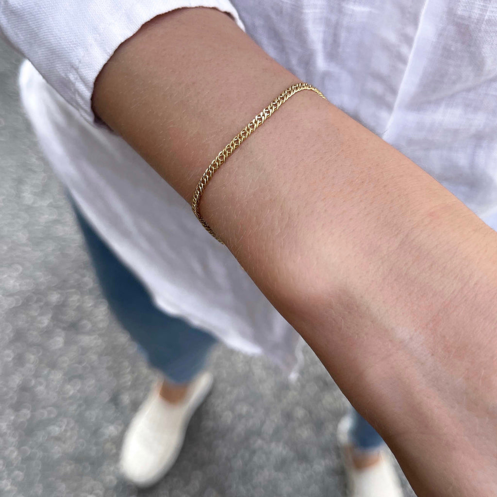 BASIC, Aude wide Bracelet, Gold 9k