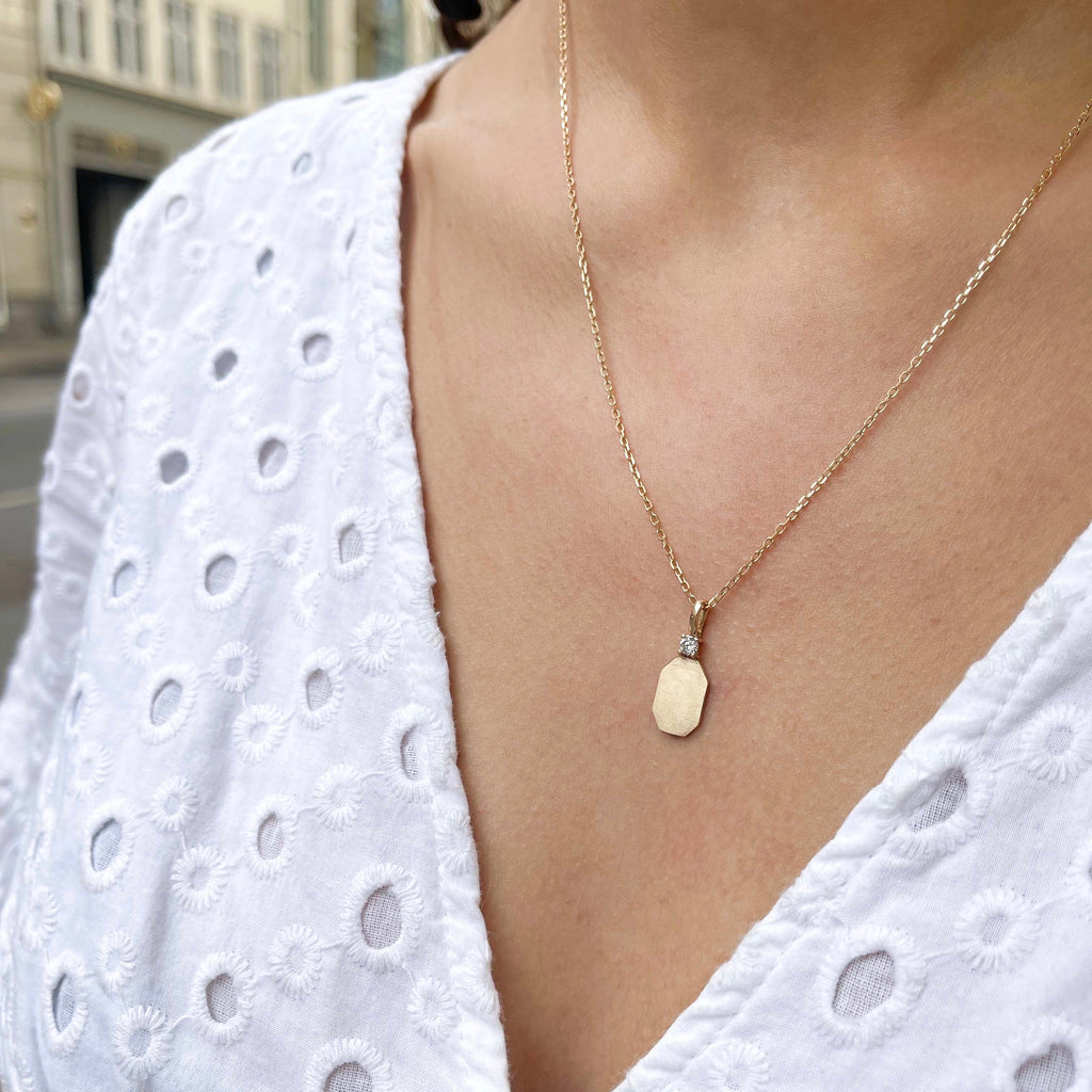 Olympia, Hermes Octagone Pendant, Gold/White Diamonds