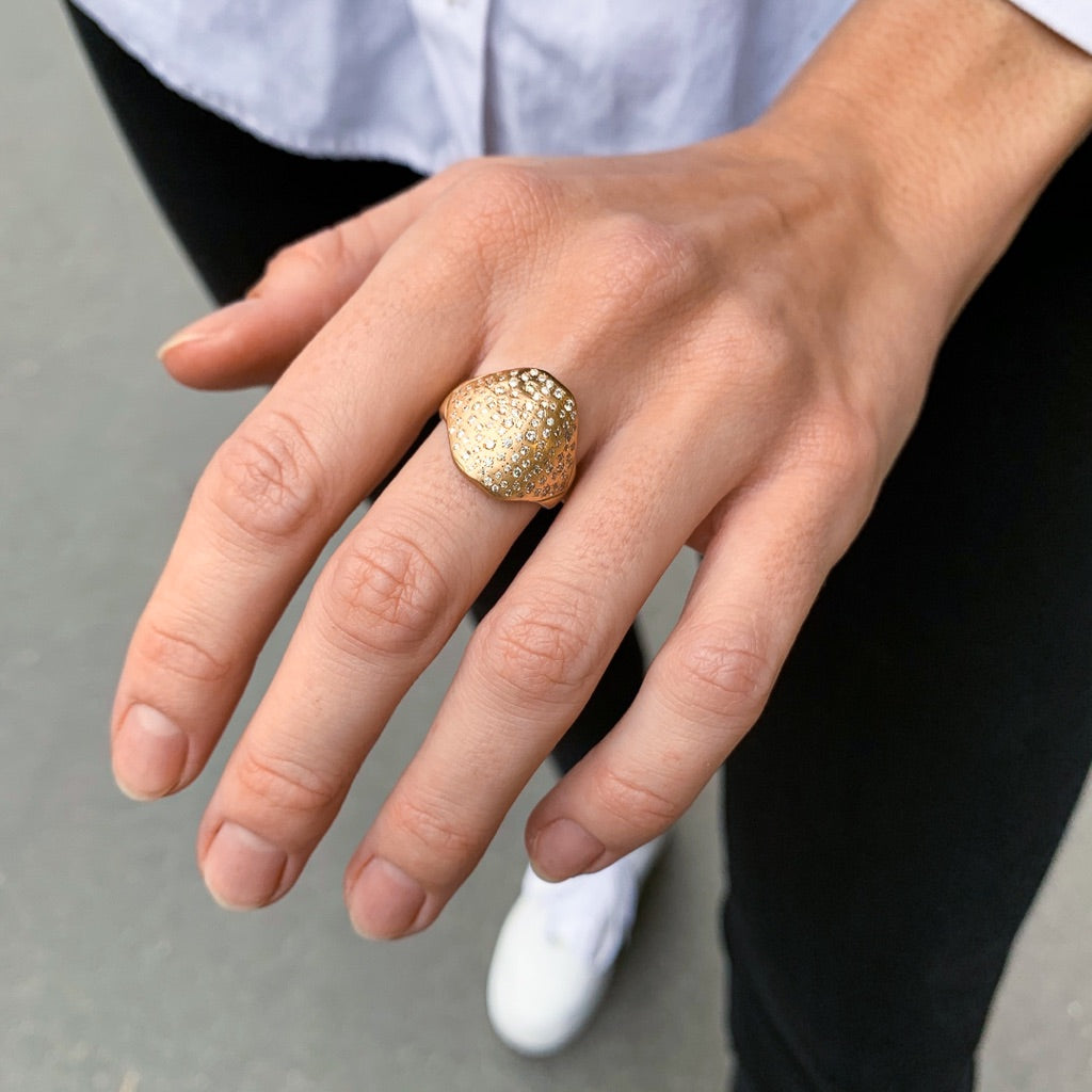 SANTIAGO, Santa Lucia Fold Over Ring