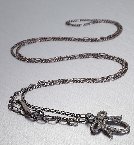 DIAMONDS, Bow Necklace Large