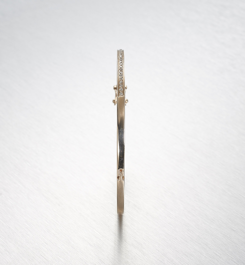 DIAMONDS, 1/4-Line classic Bangle, gold/white
