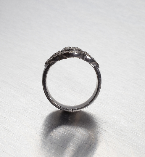 DIAMONDS, 2-Hearts Ring, Dark/Gray diamonds