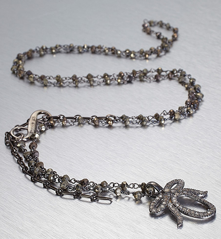 DIAMONDS, Bow Pendant Large