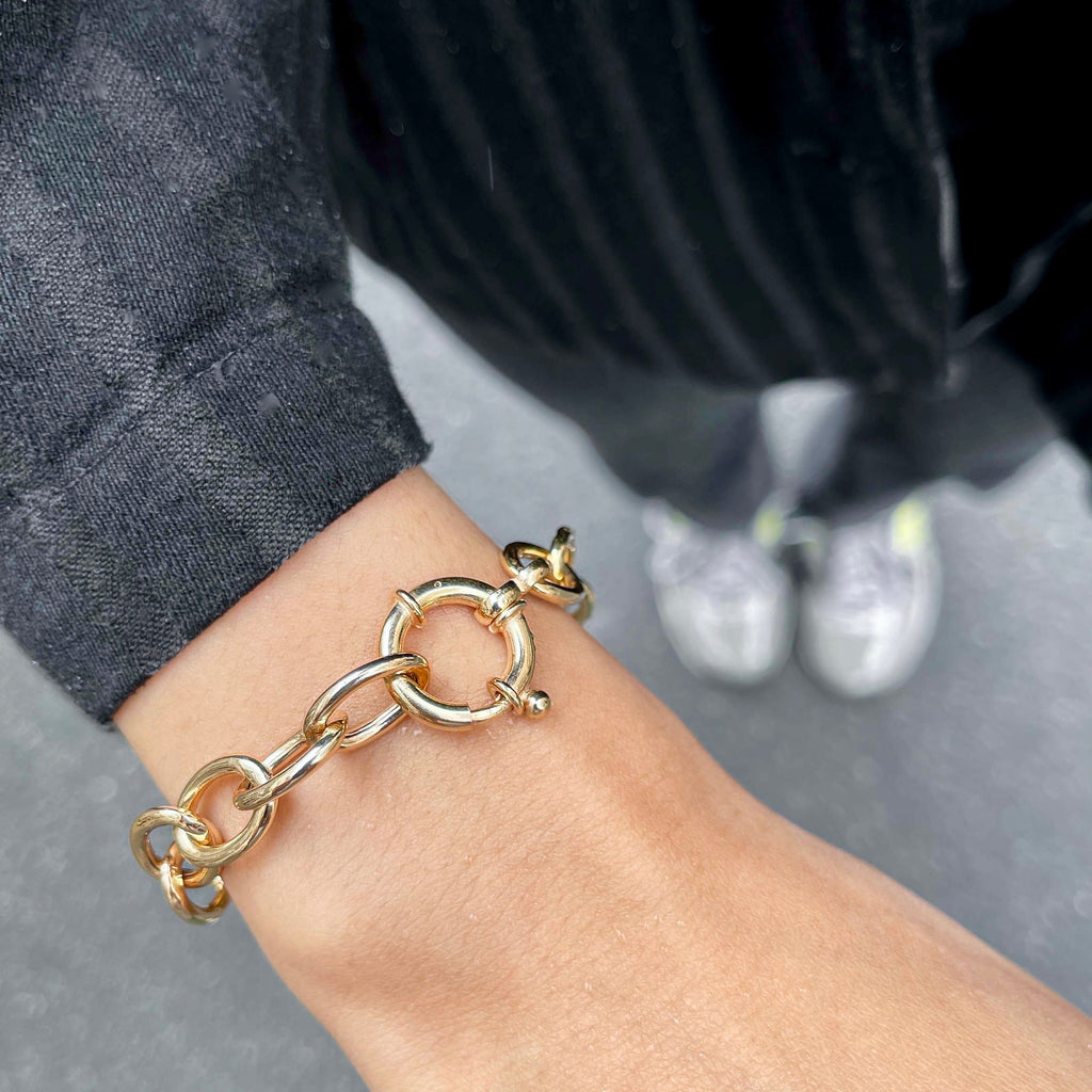 Gold Gabine Chain-Link Bracelet - CHARLES & KEITH US